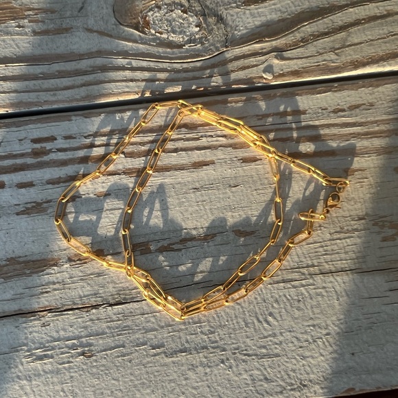 Gold Paperclip Chains Link Cable Chain Necklace Oval Gold 23 4/8" long. - Picture 8 of 11